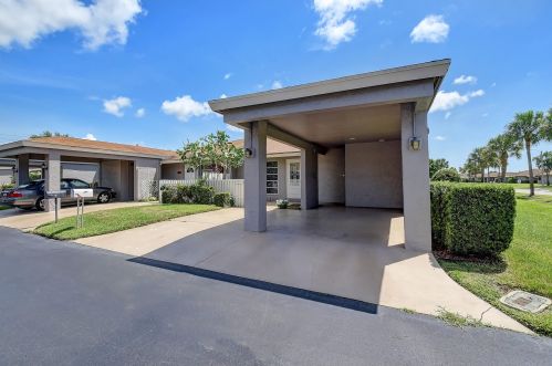 6801 Moonlit Dr, Delray Beach, FL 33446-1631