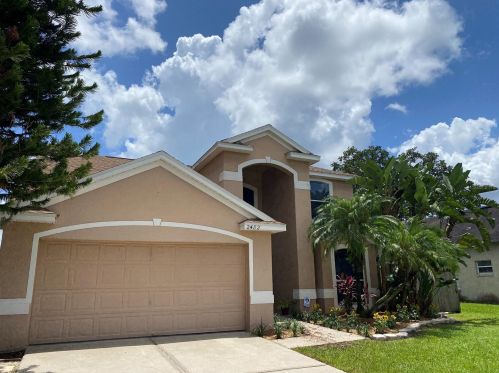 2482 River Ridge Dr, Orlando, FL 32825-8767