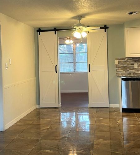 3029 Wellington Dr, Tarpon Springs, FL 34691-5051