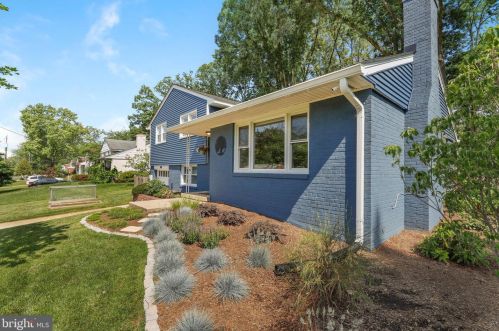 7418 Chatham St, Springfield, VA 22151-3117