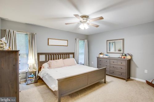 203 Spotslee Dr, Spotsylvania VA  22551-2533 exterior