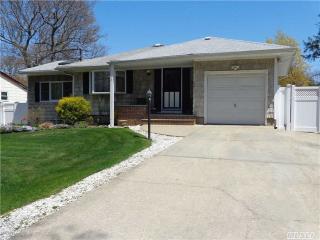 43 Ronkonkoma Blvd, South Setauket, NY 11720-3329