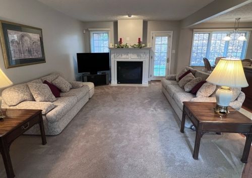 228 Prestonwood Ln, Canonsburg PA  15317-2656 exterior