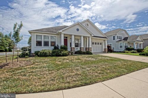 33151 Chesapeake St, Lewes, DE 19958-7247