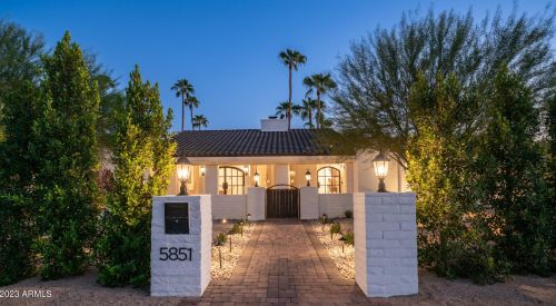 5851 Sharon Dr, Scottsdale AZ  85254-3725 exterior