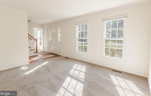 2508 Deepford Dr, Woodbridge VA  22192-1607 exterior