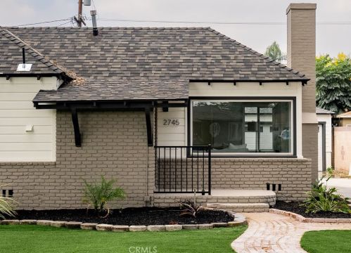 2745 Chestnut Ave, Long Beach, CA 90806-2507