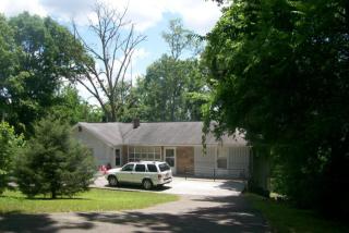3925 Saylor Ct, Knoxville, TN 37917-1502