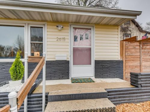 2615 Pierce St, Minneapolis, MN 55418-2904
