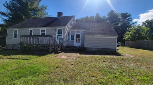 219 Camp St, Plainville CT  06062-1611 exterior