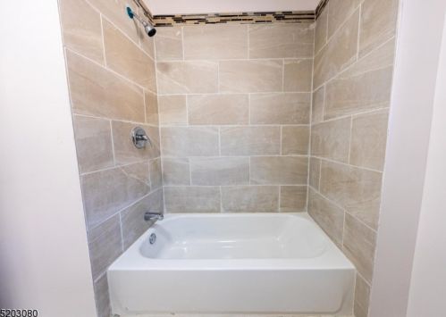 76 25th St, Bayonne NJ  07002-4937 exterior