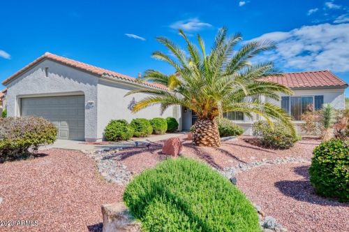 18819 Summerbreeze Way, Sun City, AZ 85374-8601