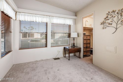 1935 Torrey Pne Ln, Chandler AZ  85249-3876 exterior