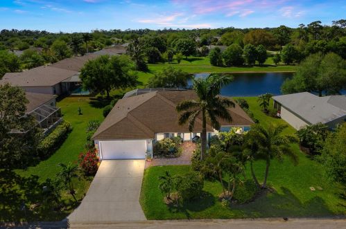 165 36 Ct, Vero Beach FL 32960-4085 exterior