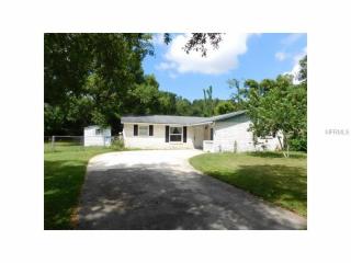 818 Pecan Dr, Seffner, FL 33584-3936