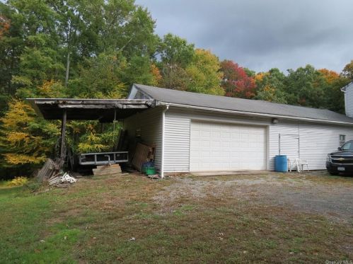 367 Cushentunk Dr, Cochecton, NY 12726