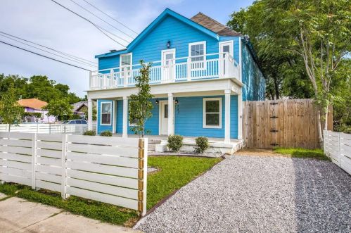 745 Brooklyn Ave, Dallas, TX 75208-6220