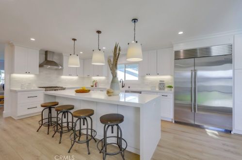 1939 Warbler Pl, Orange, CA 92867-2960
