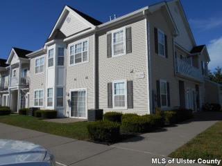 113 Commons Ln, West Saugerties, NY 12477-5241