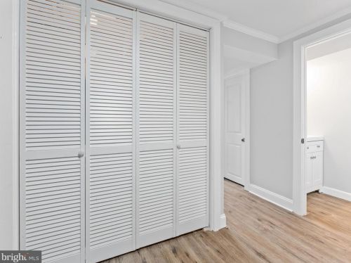 6634 Guyer Ave, Philadelphia PA  19142-2603 exterior