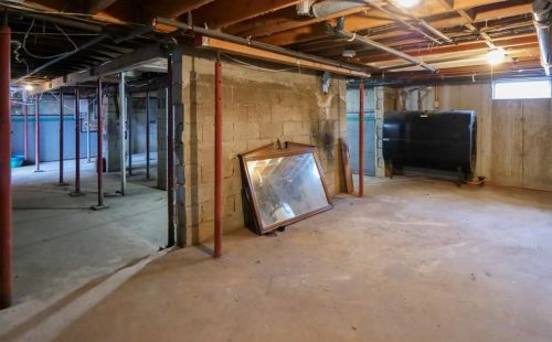 50 Mill Pond Rd, North Kingstown RI  02852-6002 exterior