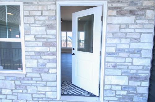 2885 Sussex Rd, Green Bay, WI 54311-7375