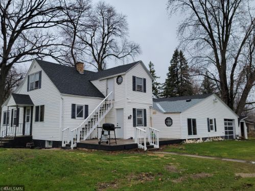 218 Main St, Bertha, MN 56437-1312