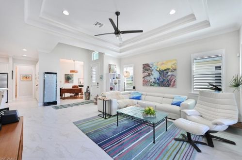 7154 Dominica Dr, Naples, FL 34113