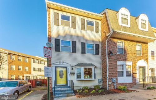 2122 Young St, Washington, DC 20020-5316