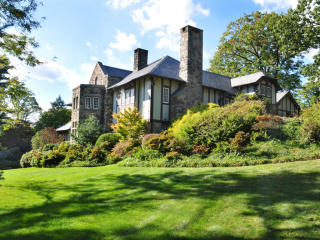 55 Witherbee Ave, New Rochelle, NY 10803-2537