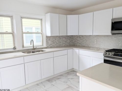 33 Wilcox Ave, East Orange NJ  07018-3320 exterior