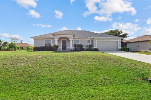 1504 34th St, Cape Coral, FL 33909-3330