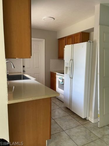 800 Alcala Ave, Lehigh Acres FL 33936-6848 exterior