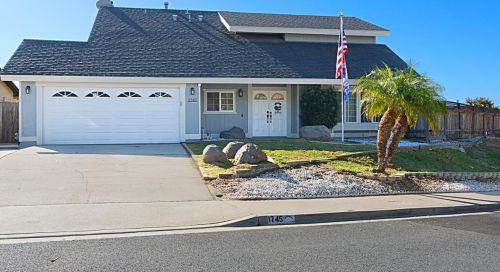 1745 Kadwell Way, El Cajon, CA 92021-3664