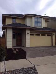 61752 Bridgecliff Dr, Bend, OR 97702-9630