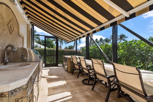 1061 Gulfstream Way, West Palm Beach FL  33411-1816 exterior