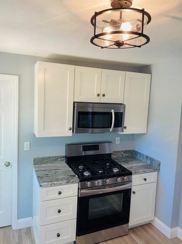 93 Hazard Ave, Warwick RI  02889-9403 exterior