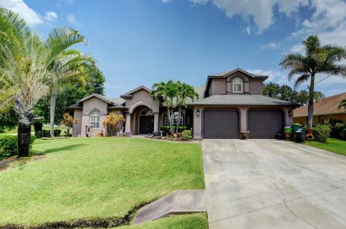 6110 Nolia Ct, Fort Pierce, FL 34983-3348