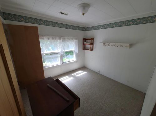 2175 Whitman Ave, Zanesville OH  43701-2755 exterior