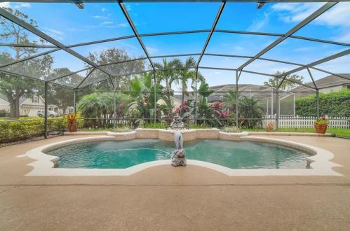 5208 Patricia Dr, Orlando FL 32819-7548 exterior