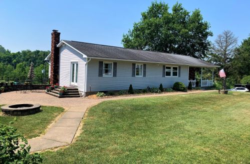 4275 Echo Hill Rd, Malta, OH 43758-9704