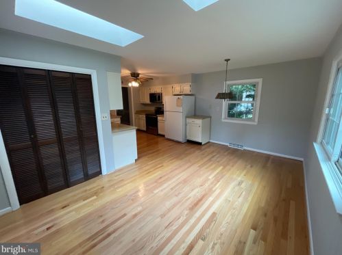 504 Church St, Charles Town WV  25414-1314 exterior