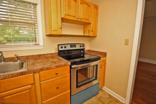 309 Sparrow Ct, Three Bridges NJ  08887-2117 exterior