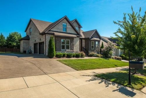 165 Barlow Dr, Franklin, TN 37064-8342