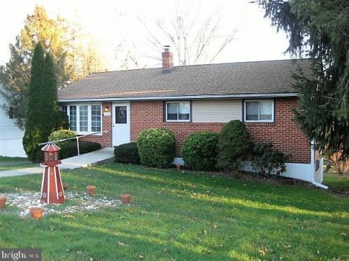 2609 Clayton St, Boothwyn, PA 19061-2404