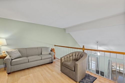 17 Atherton Ln, Amherst NH  03031-3064 exterior