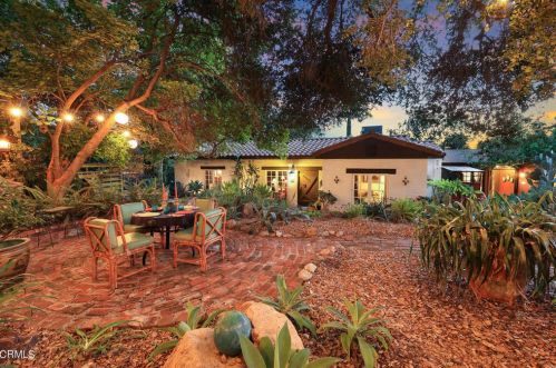 2919 Lake Ave, Altadena CA  91001-1621 exterior