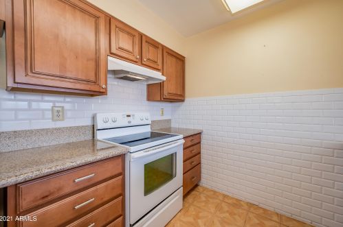 15617 Nicklaus Ln, Sun City AZ 85351-1764 exterior