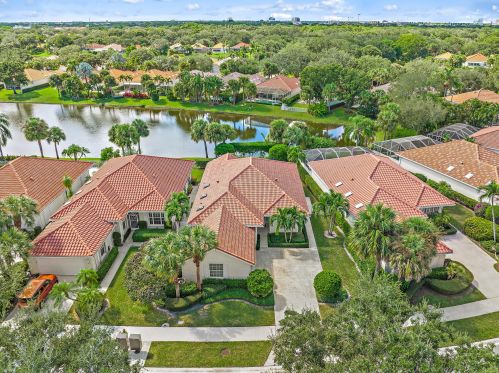 615 Rosa Ct, West Palm Beach FL  33410-4502 exterior