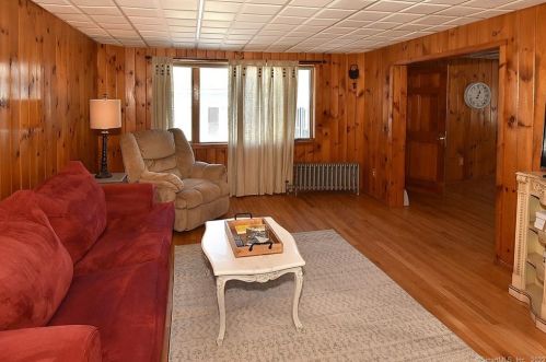 29 Ash St, Norwich CT  06351-1804 exterior